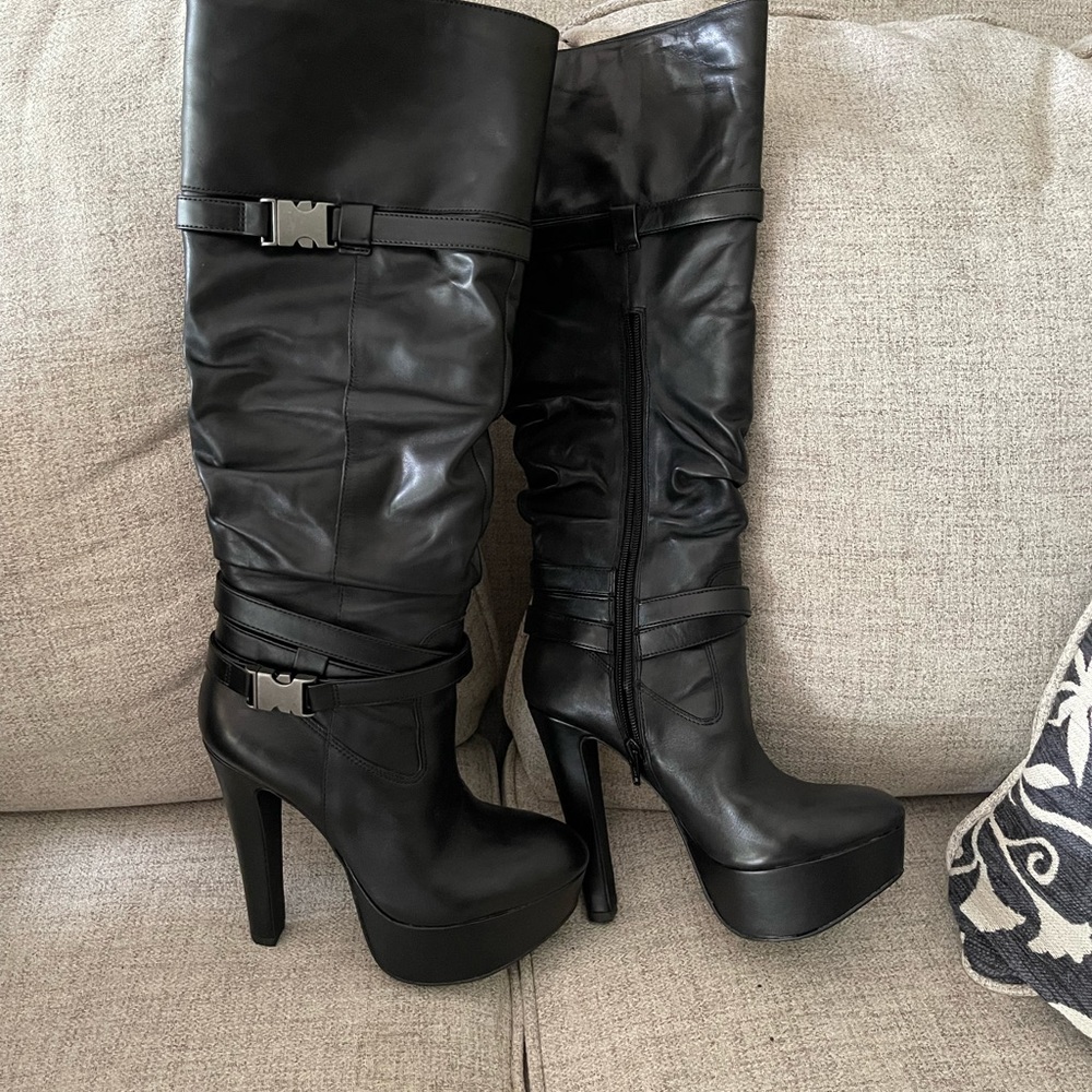 Jessica Simpson Alster platform boots